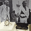 La montre ZENITH de Gandhi vendue aux ench�res par Antiquorum dont le lot a �t� attribu� � Vijay Mallya, grand Capitaine d�industrie Indien, pour un montant record de 1,8 millions de dollars am�ricains