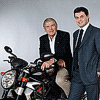 Giacomo Agostini visite la manufacture JeanRichard