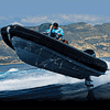 La Manufacture JeanRichard met son savoir-faire horloger au service des bateaux semi-rigides Rafale - Une r�interpr�tation dynamique et moderne du temps