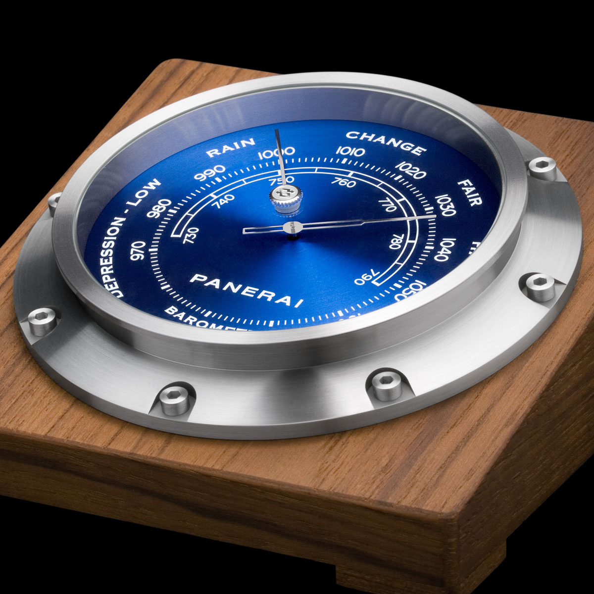 La Cote des Montres : Photo - Les instruments de navigation Panerai