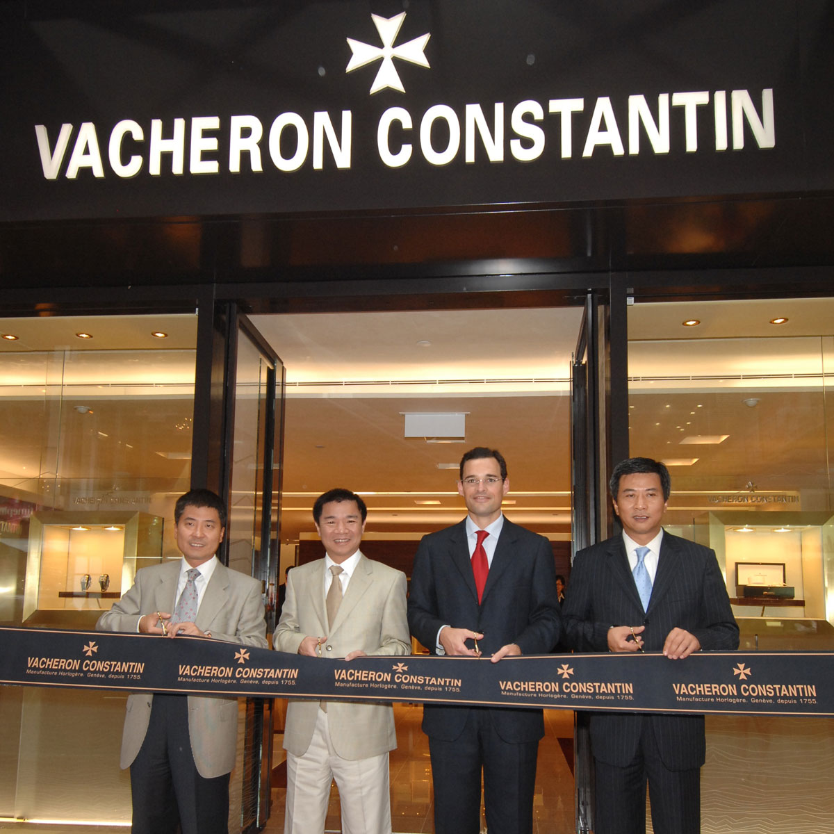 La Cote des Montres : Photo - Vacheron Constantin inaugure sa seconde boutique à Hong kong