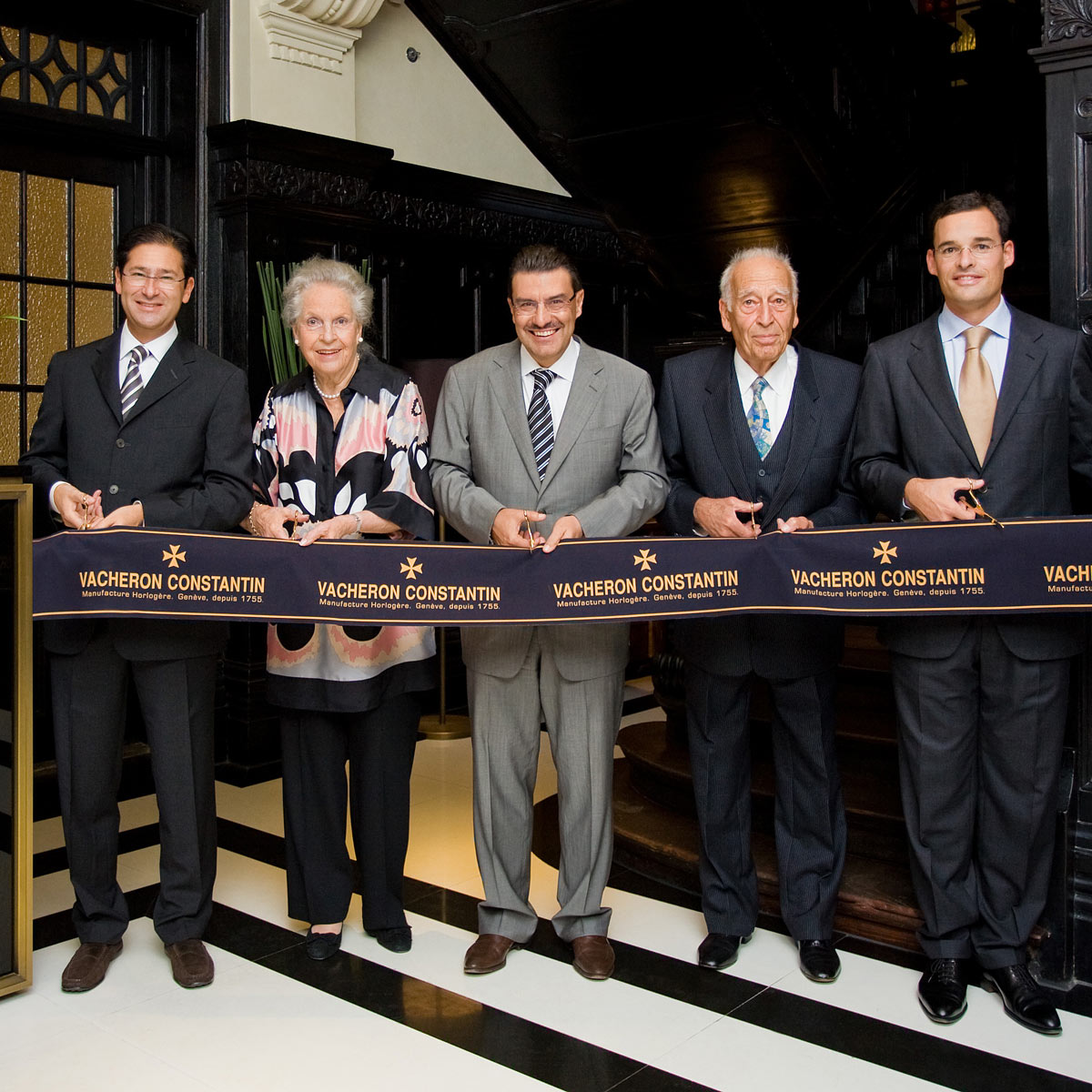 La Cote des Montres : Photo - Inauguration de la Maison Vacheron Constantin à Shanghai