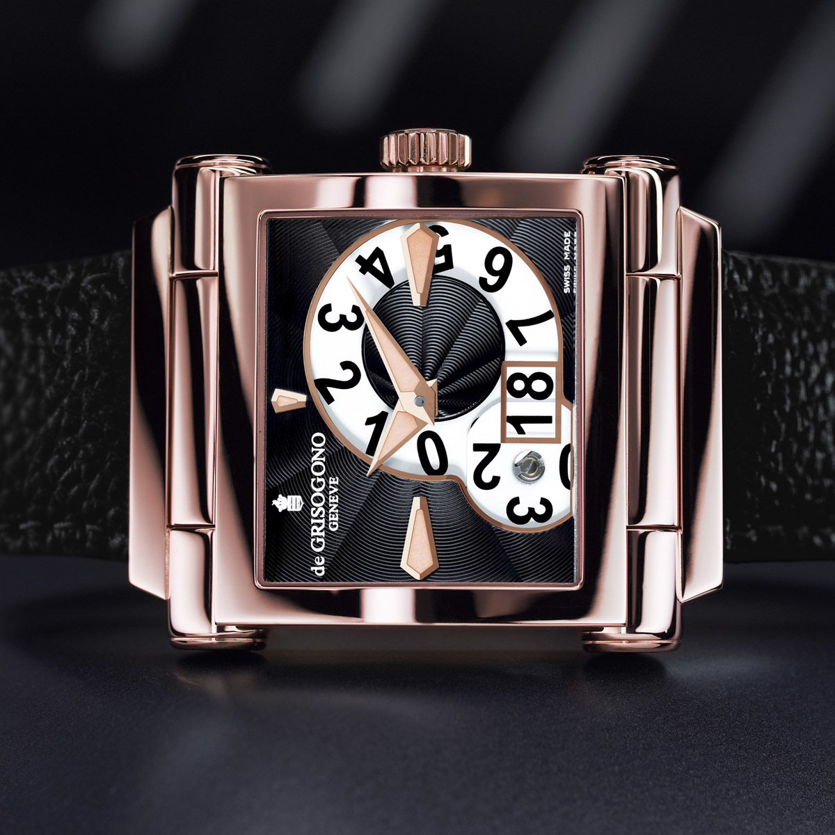 La Cote des Montres : Photo - De Grisogono Instrumento Grande Open Date
