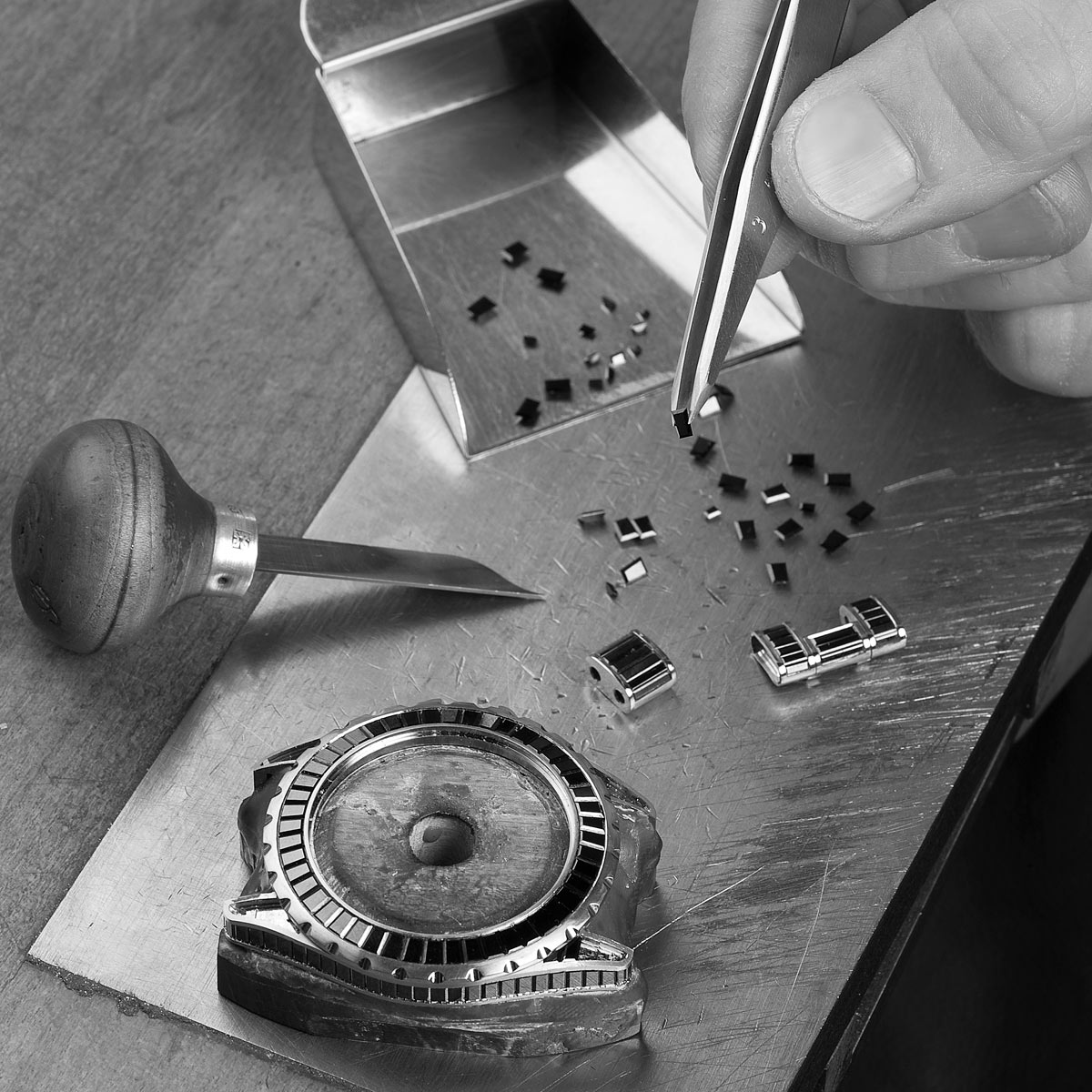 La Cote des Montres : Photo - Chanel J12 noir intense