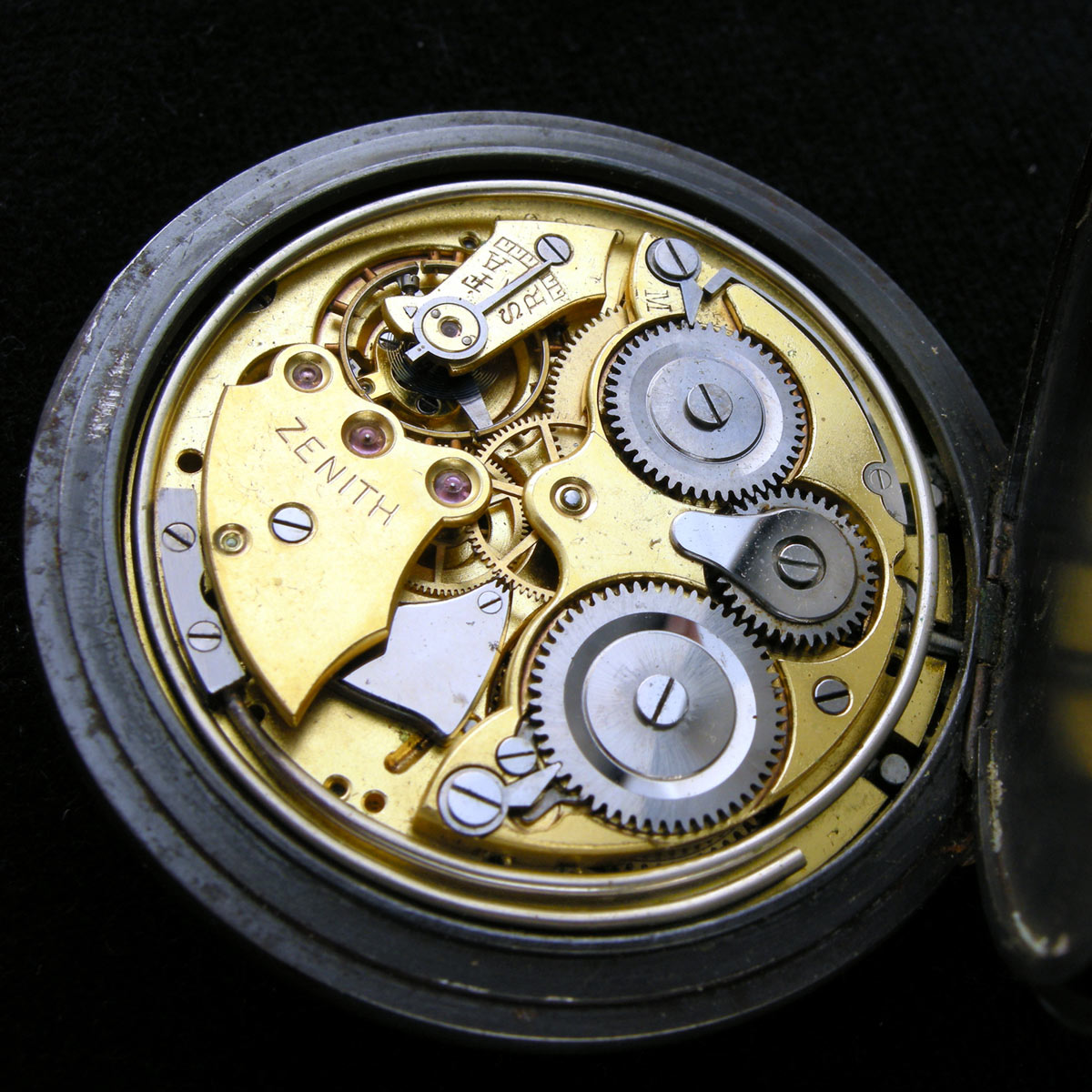 La Cote des Montres : Photo - La montre ZENITH de Gandhi