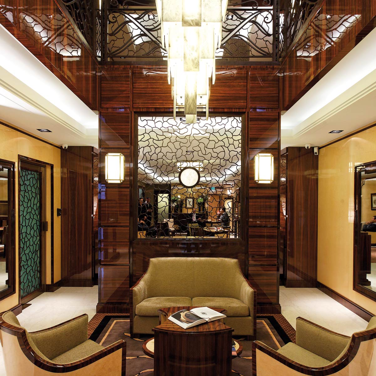 La Cote des Montres : Photo - Les Salons Patek Philippe de Paris ont fait peau neuve