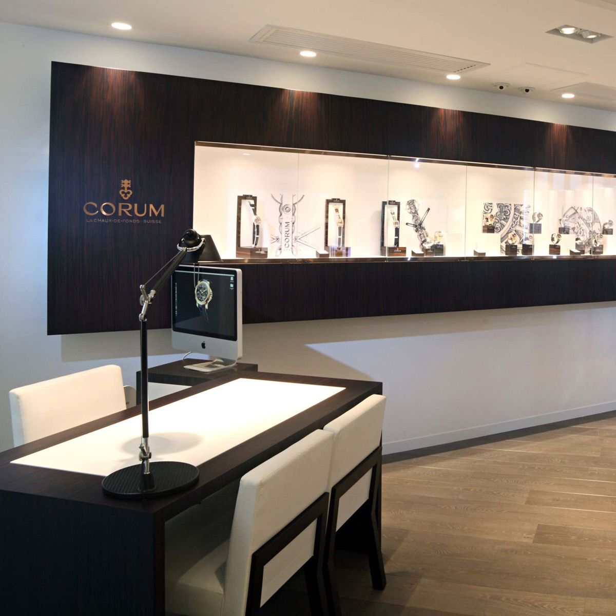 La Cote des Montres : Photo - Corum ouvre sa 1ère boutique à Hong Kong