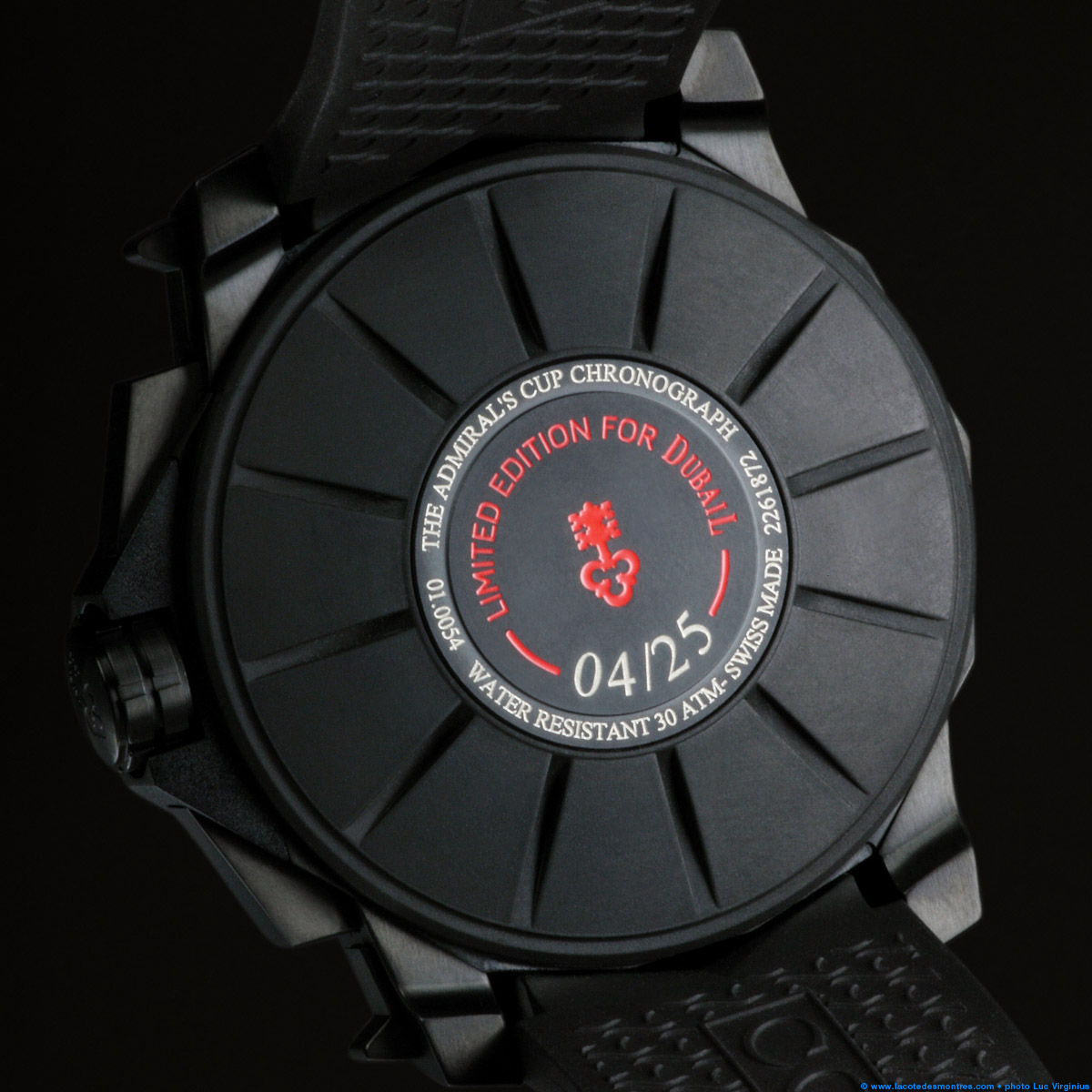 La Cote des Montres : Photo - Corum Admiral’s Cup Black Hull 48 Dubail Paris