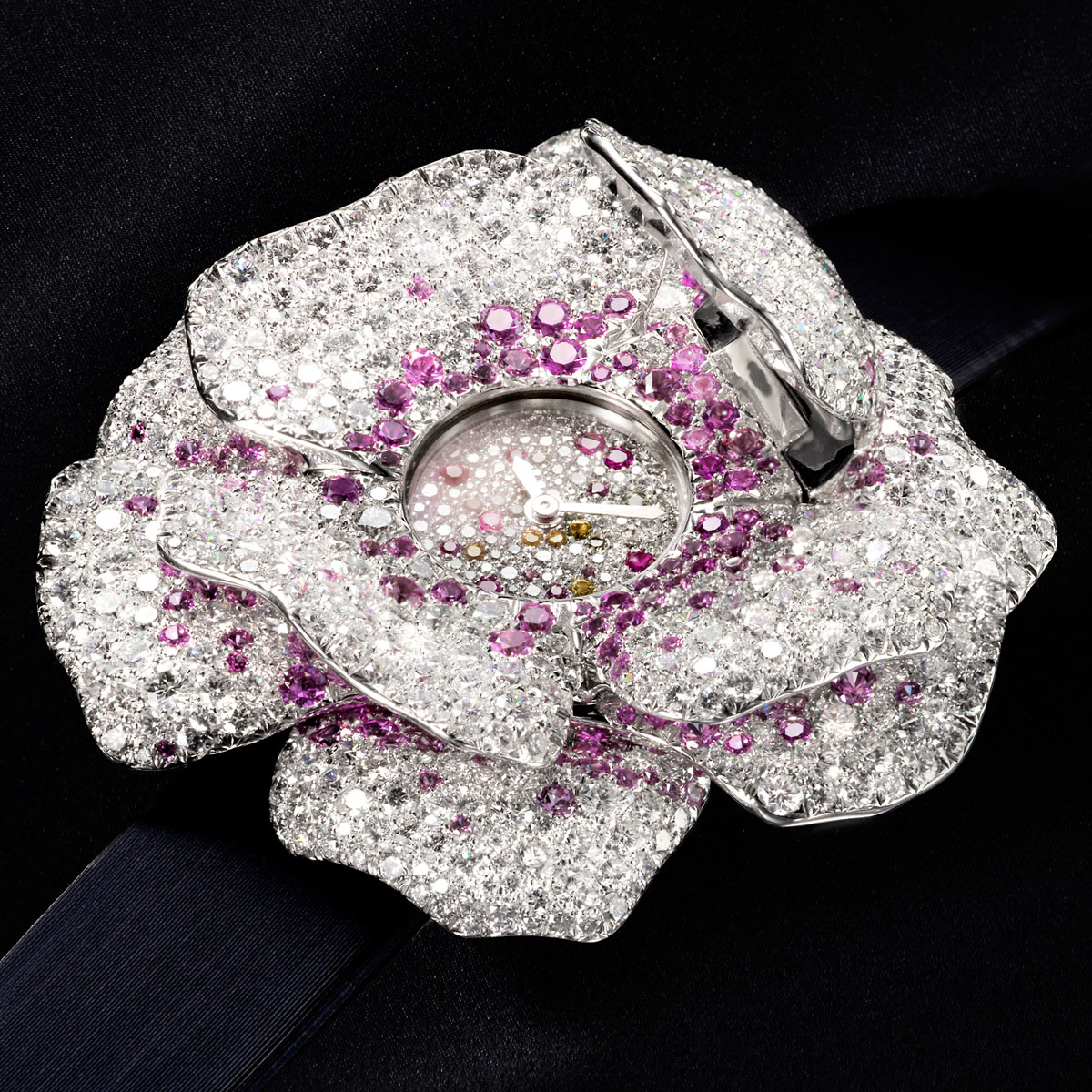 La Cote des Montres : Photo - Jaeger-LeCoultre Montre Extraordinaire La Rose
