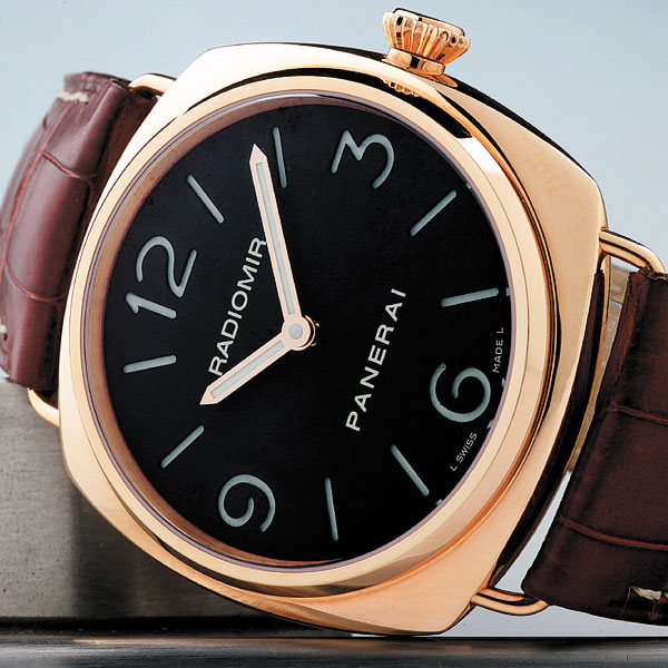 La Cote des Montres : Photo - Panerai Radiomir Base - Or Rose