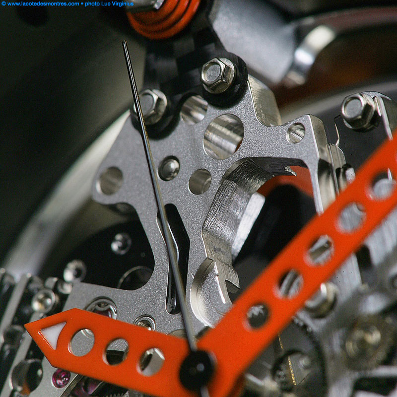 La Cote des Montres : Photo - Exclusif ! BRM R50T réserve de marche