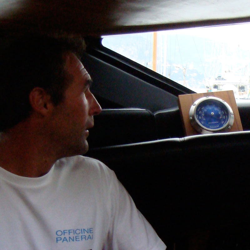 La Cote des Montres : Photo - Mike Horn baptise le Pangaea à Monaco