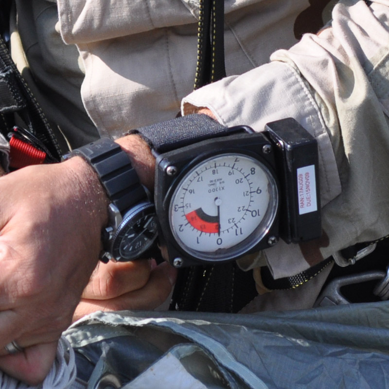 La Cote des Montres : Photo - Une Master Compressor Diving chronograph GMT Navy seals au musée Navy Seals