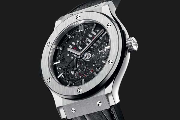 Hublot Classic Fusion extra-plate squelette