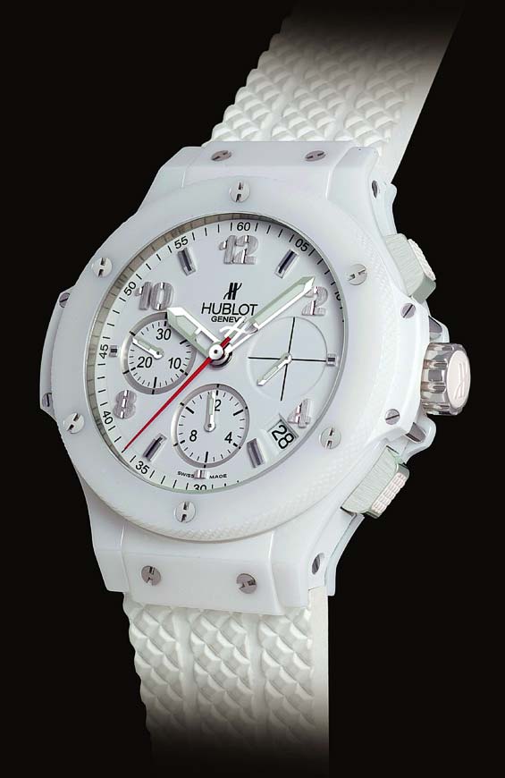 HUBLOT - Big Bang Black Magic 21280