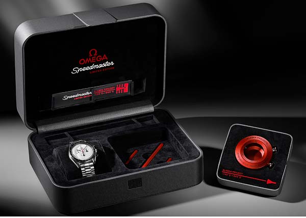 omega speedmaster moonwatch